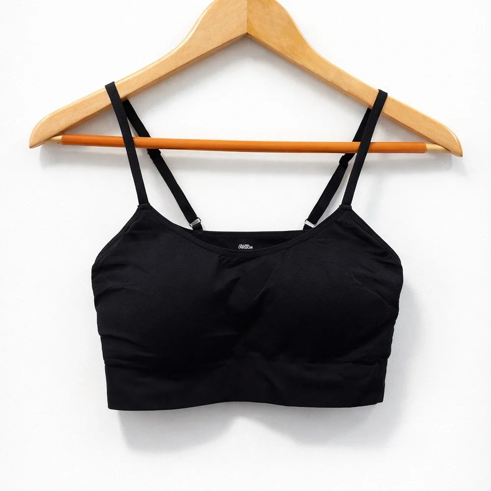 Gilligan OMalley Bralette‎ Bra Sz Medium Black Wireless Lined  Pullover Seamless